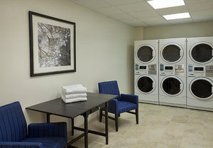 Courtyard By Marriott Toronto Northeast/markham 4*
